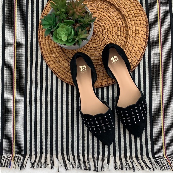 Joe's Jeans Shoes - NWT Joe’s Jeans Black Leather Stud Detail Flats